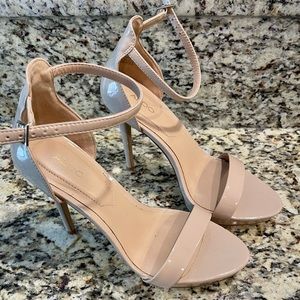 Women’s Cream Aldo Heels - VGC Condition - Size 8